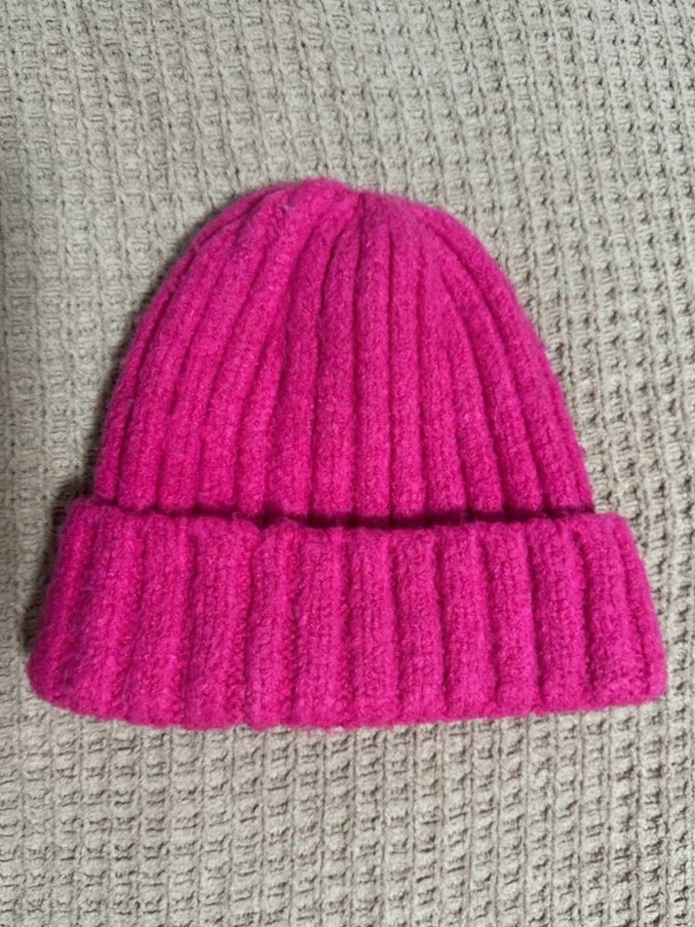 Womens Fuchsia Knit Beanie Hat -